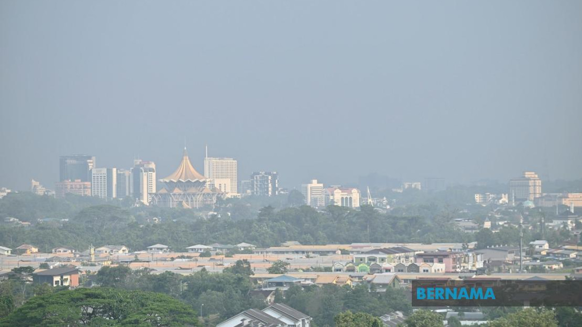 Sarawak Authorities Urge Public to Reschedule Outdoor Events as Haze Blankets State