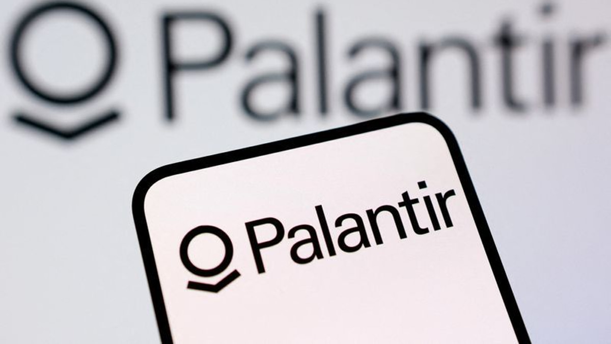 Palantir Raises Full-Year Revenue Forecast as AI Analytics Demand Accelerates