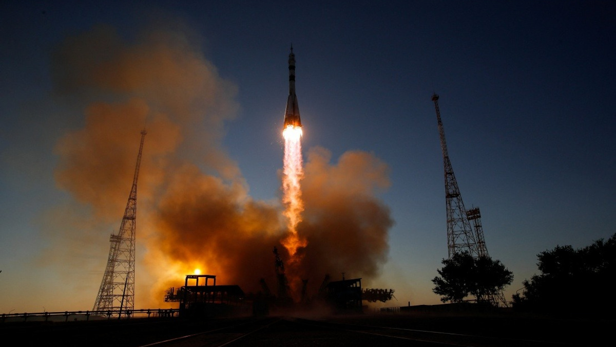 Russian-US Crew Returns Home as Soyuz MS-28 Undocks from International Space Station