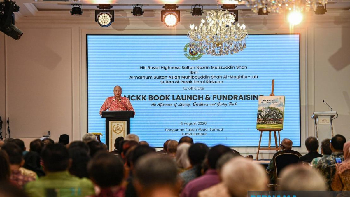 Heritage Schools Like MCKK Must Reinvent for AI Age, Says Sultan Nazrin