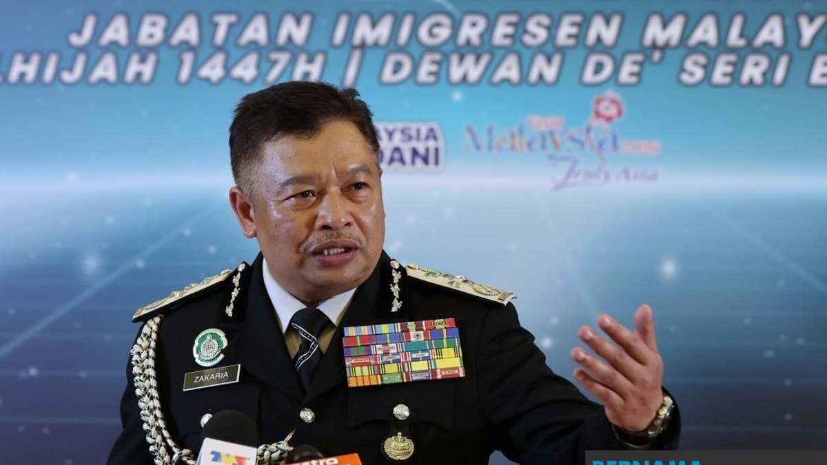 Only Two Airlines Flagged for Malaysian Passport Processing Issues, Says Immigration Chief