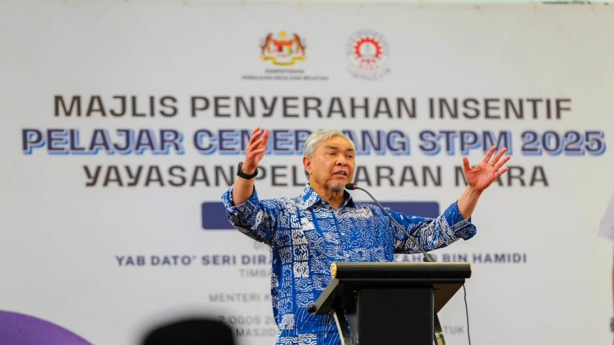 YPM Recognises 38 Bagan Datuk Students for Stellar STPM Results
