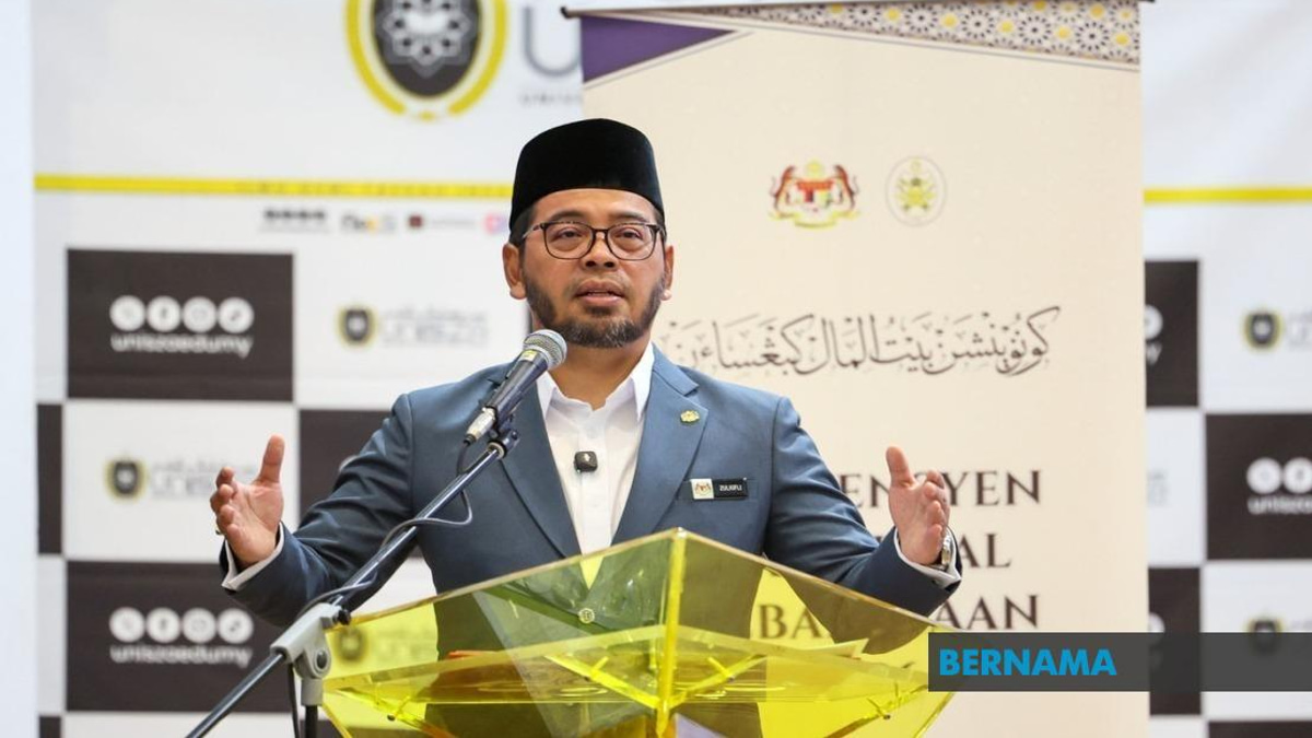 Baitulmal Must Evolve Into Wealth Creator, Not Just Aid Distributor, Says Zulkifli