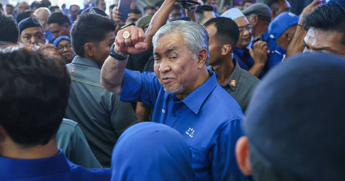 Barisan Nasional Eyes Gains in Johor State Election, Zahid Signals Ambition for Stronger Showing