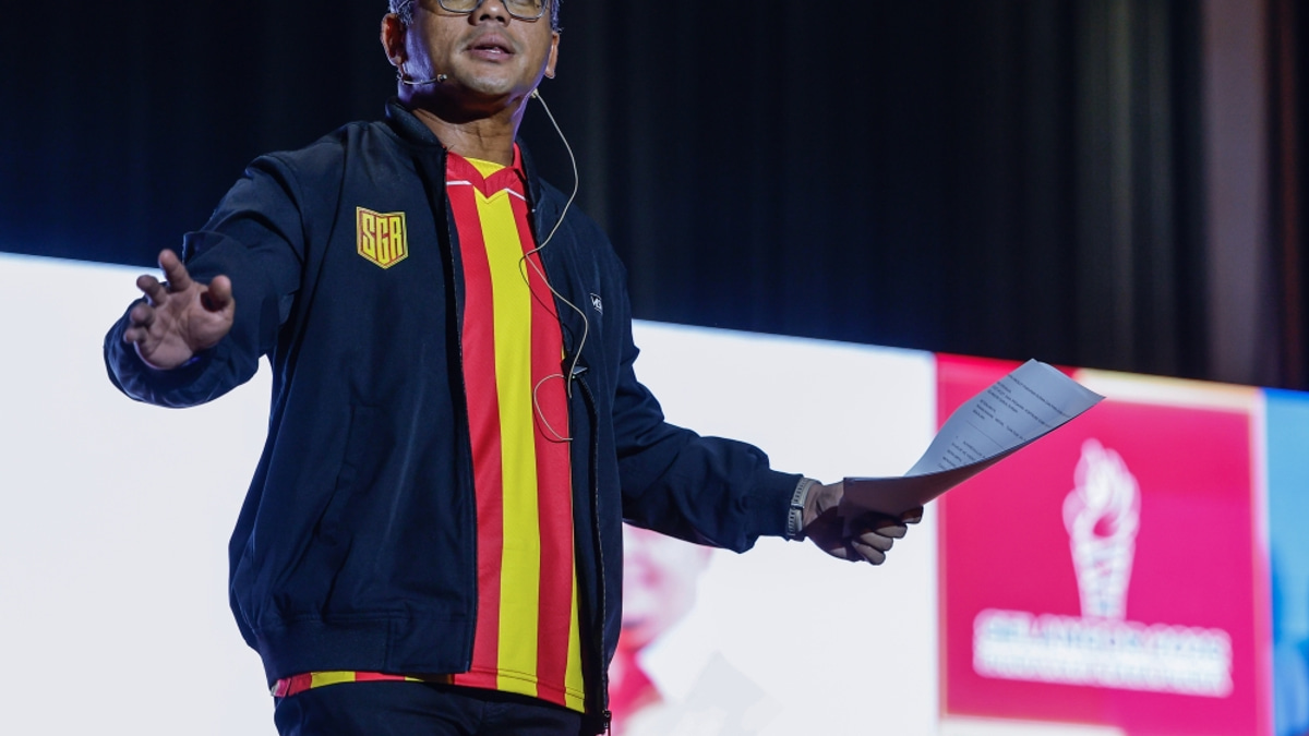 Selangor's Amirudin Cracks Down on Unauthorised Settlements in Setia Alam