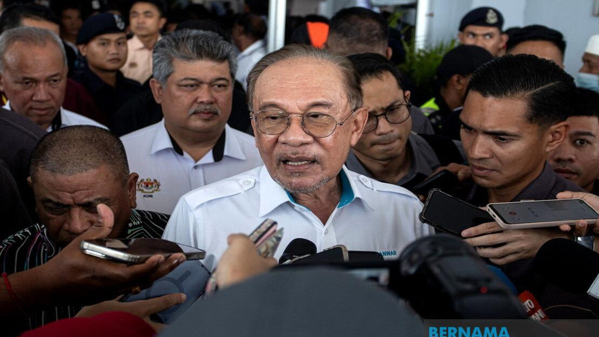 PM Warns Unity Government Ministers Against Attacking Federal Administration During State Campaign