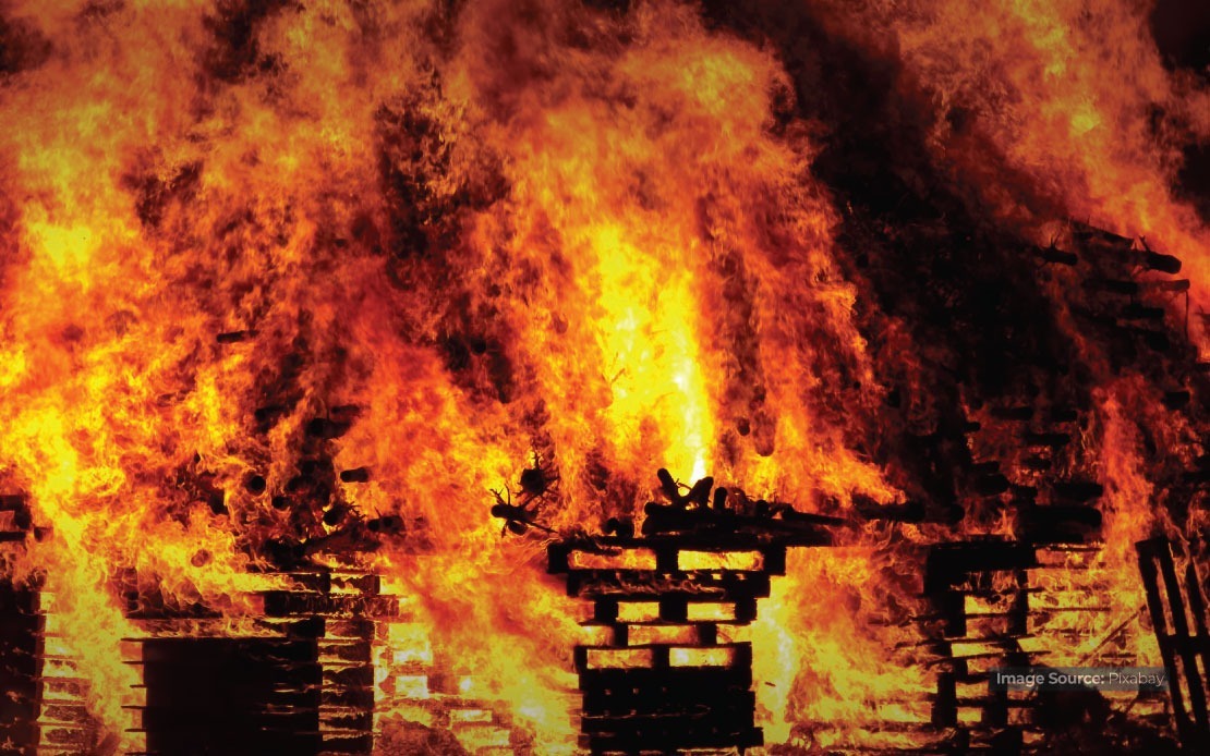 Two French Firefighters Killed in Blaze Near Bordeaux Airport