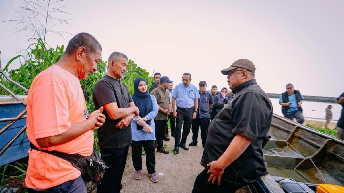 Melaka Government Orders Urgent Action to Address Fishing Community Concerns in Tanjung Bidara