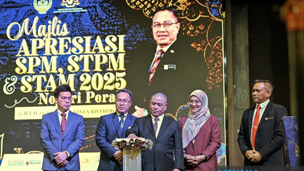 Perak's Education Scholarship Programme Eases Student Burdens, Boosts Results