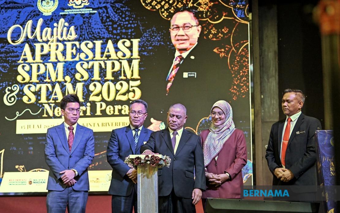 Perak's Education Scholarship Programme Eases Student Burdens, Boosts Results