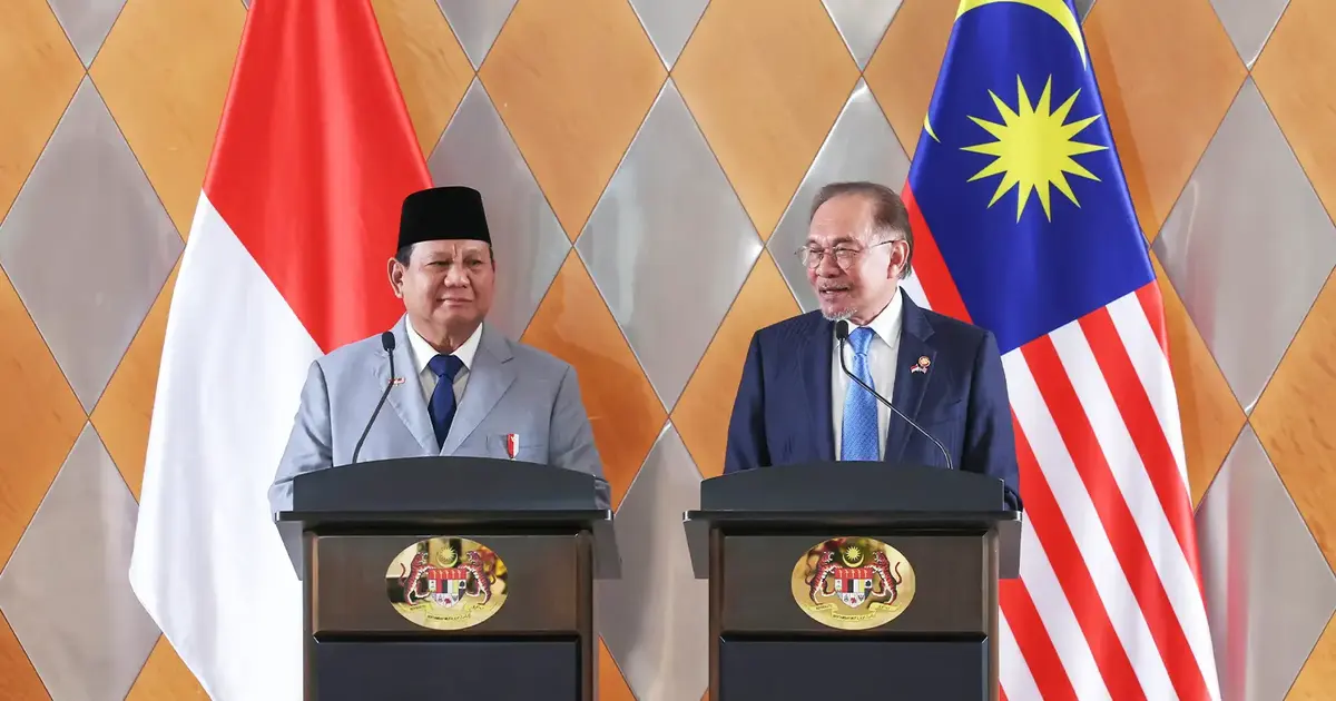 Anwar Escalates Felda Land Deal Concerns in Direct Communication with Prabowo