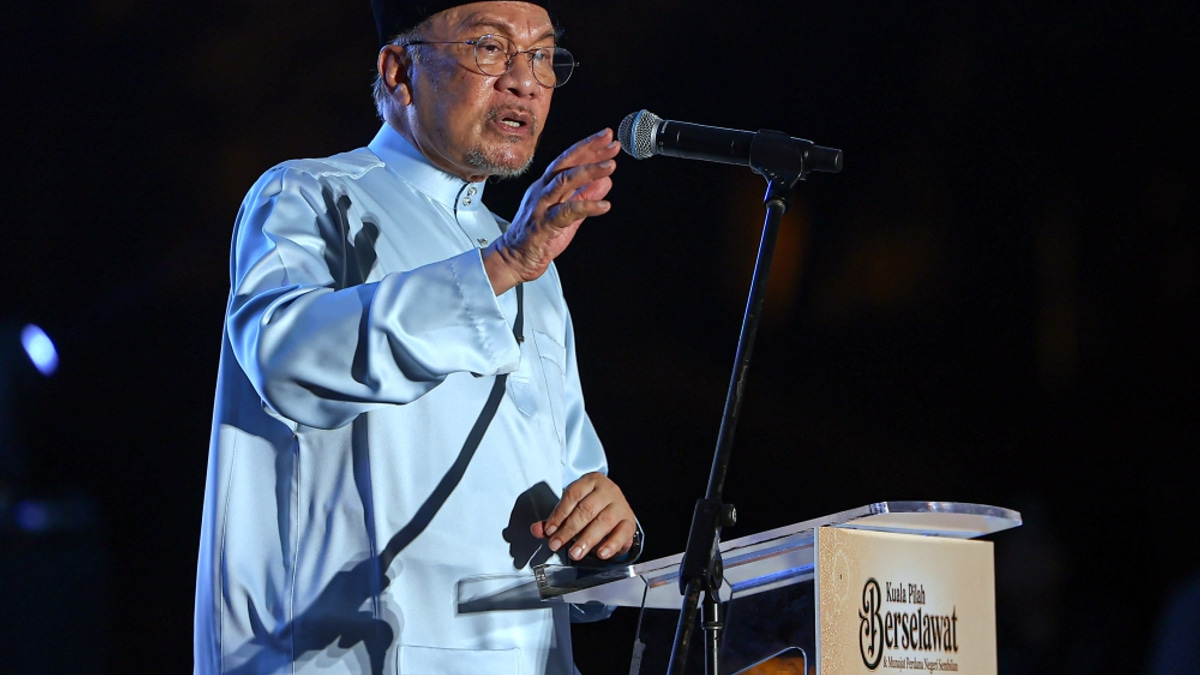 Anwar Pledges Transparency on Tabung Haji Inquiry, Declares End to Cover-Ups