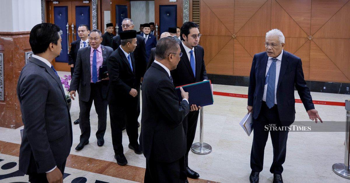 When Parliamentary Protest Becomes Political Theatre: The Tabung Haji Walkout and Malaysia's Tactical Divide