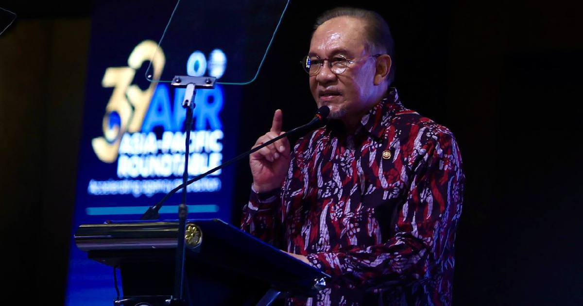 Malaysia maintains independent stance in global affairs, Anwar assures