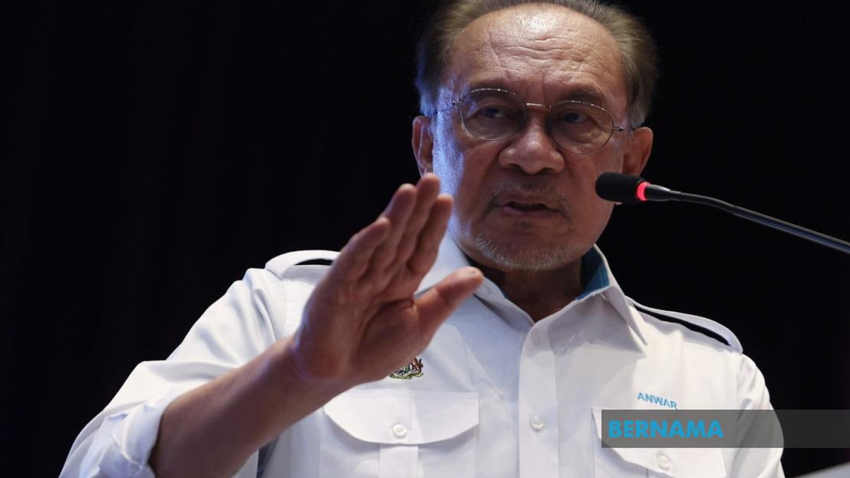Malaysia's Civil Service Excellence Drives Jump in Global Competitiveness Rankings