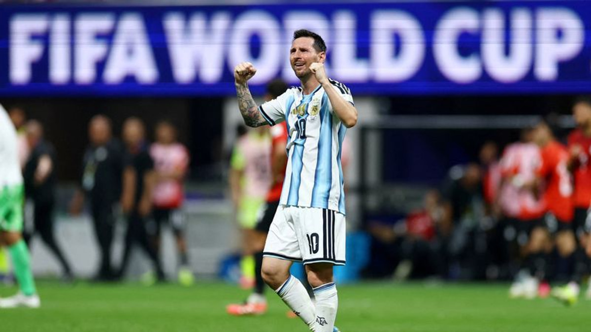 Argentina's World Cup Resilience Tested but Holding Strong Despite Knockout Scares