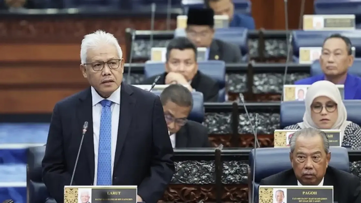 Dewan Rakyat Speaker Confirms Muhyiddin's Seat Change Request and Opposition Leader Appointment
