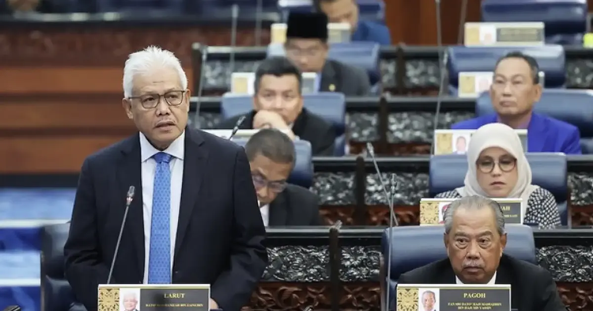 Hamzah Reclaims Opposition Leader's Front-Row Seat as Muhyiddin Reassigned