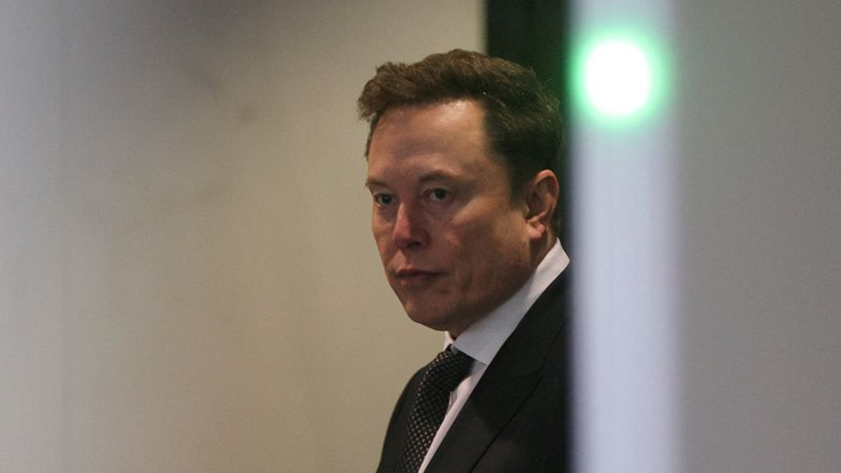 US Judge Approves Musk-SEC Settlement While Voicing Serious Doubts Over Terms