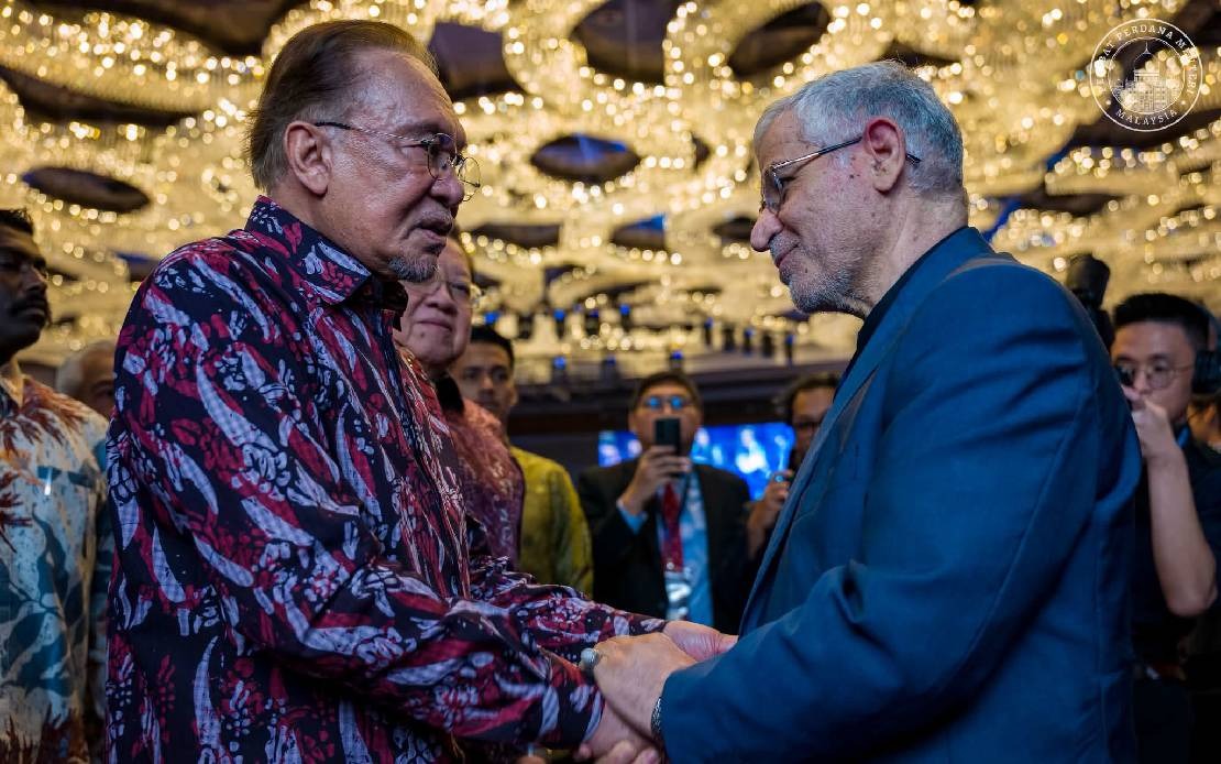 Anwar Apologises To Iran For Missing Khamenei's Funeral Ceremonies