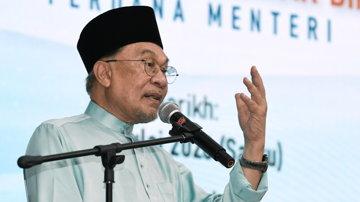 Anwar Rebukes Kedah Menteri Besar Over Divisive Remarks, Urges Political Unity