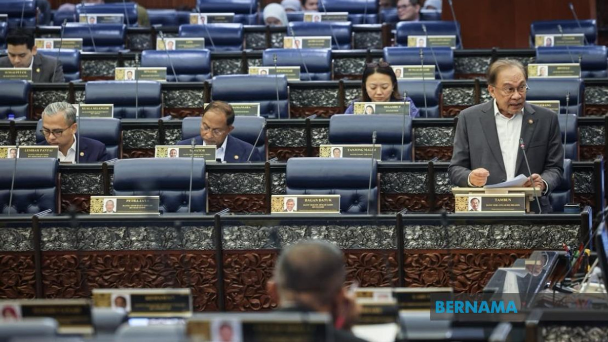 Malaysia's Fuel Prices Remain Competitive Against Gulf Producers, Says Anwar