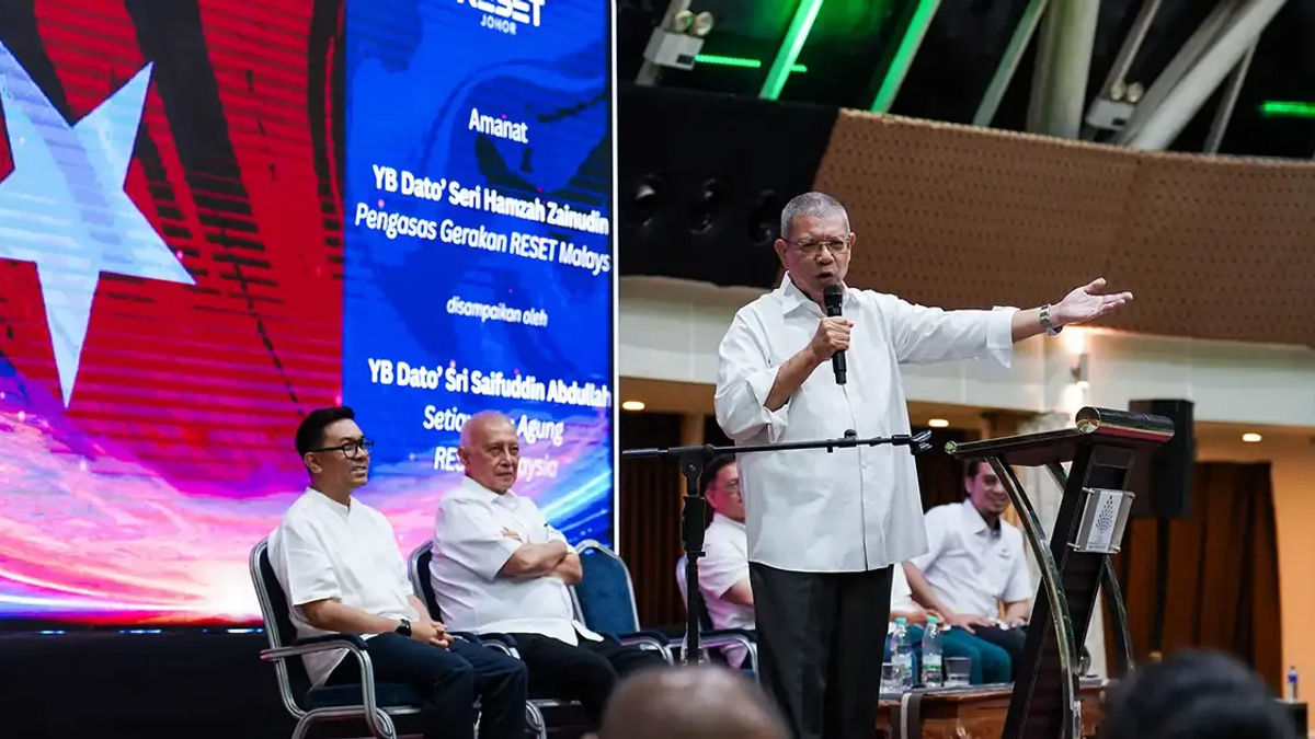 Saifuddin Calls on Voters to Reject PH, Urges Use of 'Moral Compass' in Contested Seats
