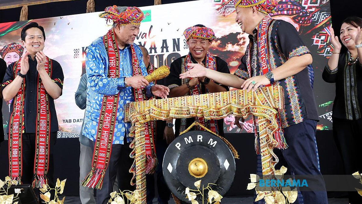 BN Keeps Door Open for Melaka Seat Negotiations, Says Ahmad Zahid