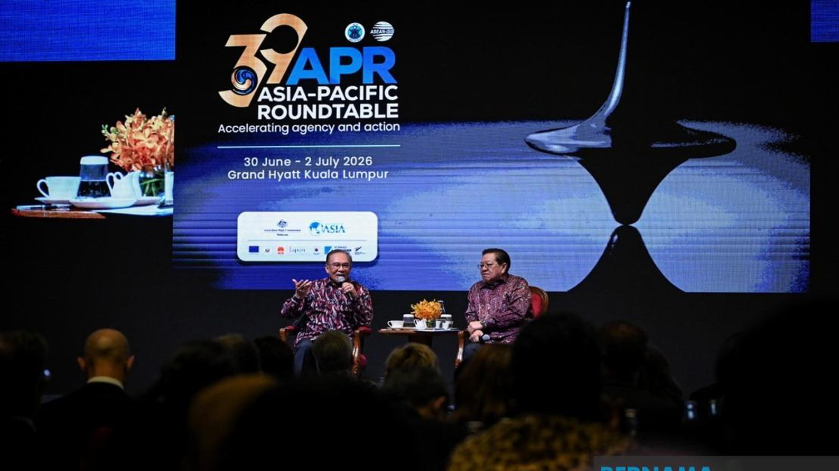 Strengthening Domestic Governance Must Come First, Says PM Anwar