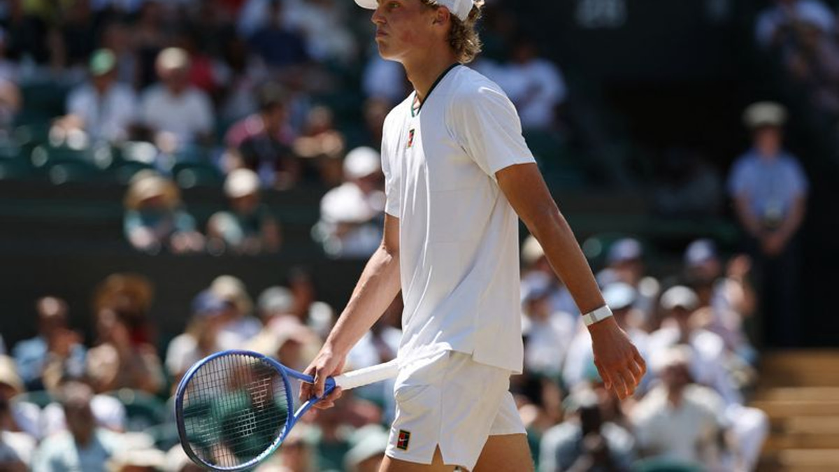Hewitt's son Cruz breaks through with first ATP win at Washington Open