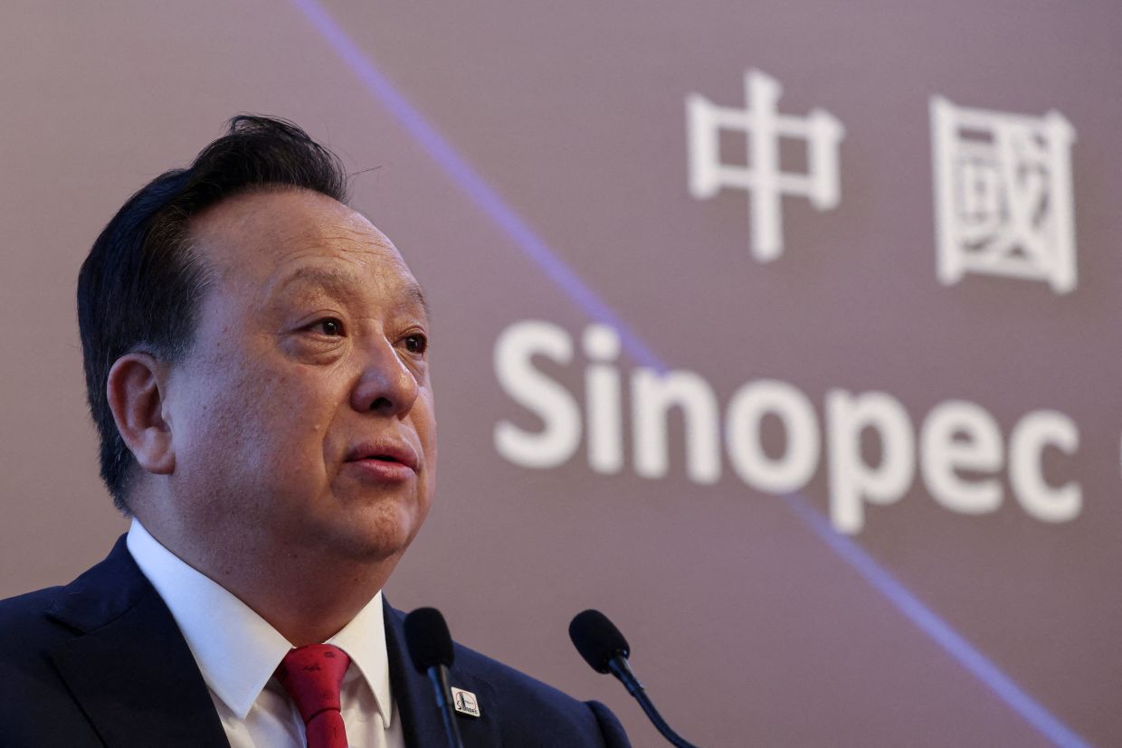 Sinopec's New Leader Charts Bold Transformation as World's Largest Refiner Battles Structural Decline