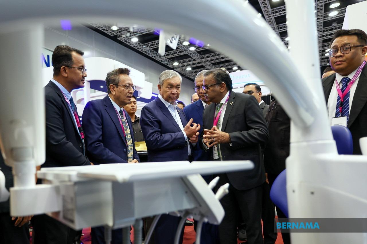Malaysia Sets Sights On RM50 Billion Medical Device Export Target By 2030