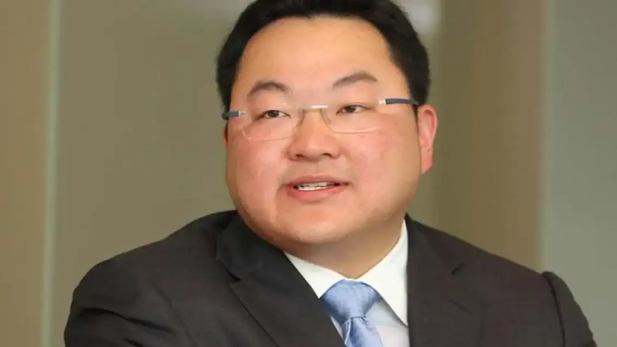 Malaysia Will Not Relent on Jho Low Regardless of US Pardon, Anwar Insists