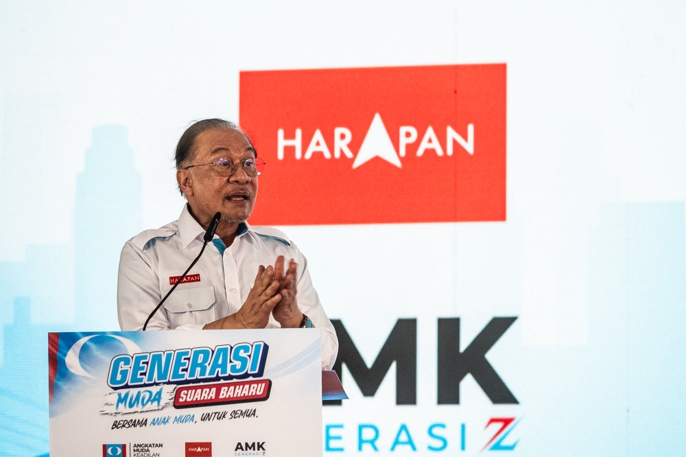 Anwar Conditions Petaling Jaya and Subang Development Funds on Political Alignment