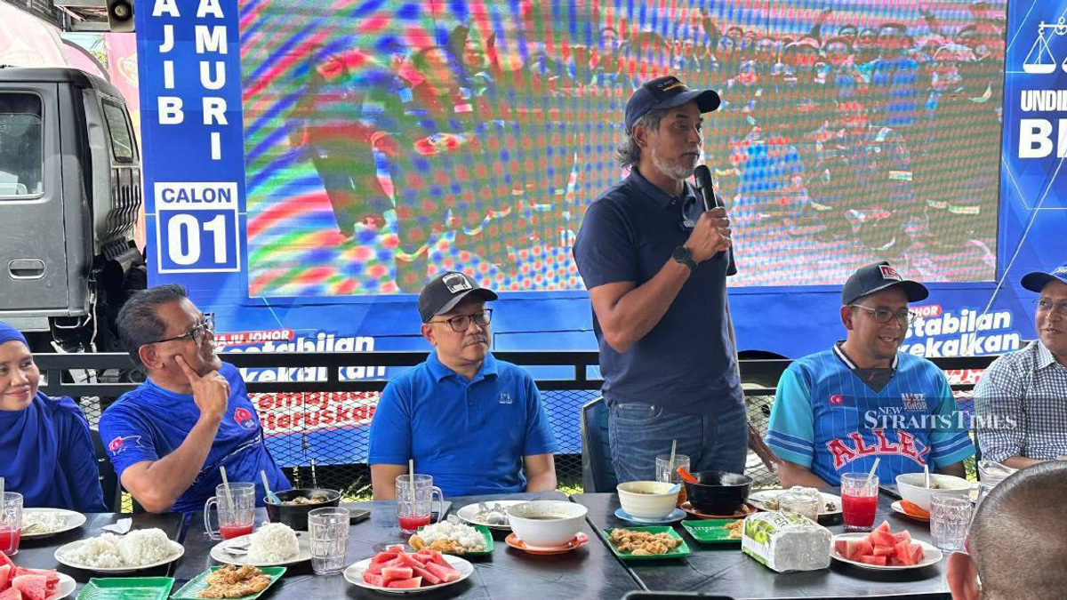 BN must reach out to PAS voters in non-contested seats, says Khairy