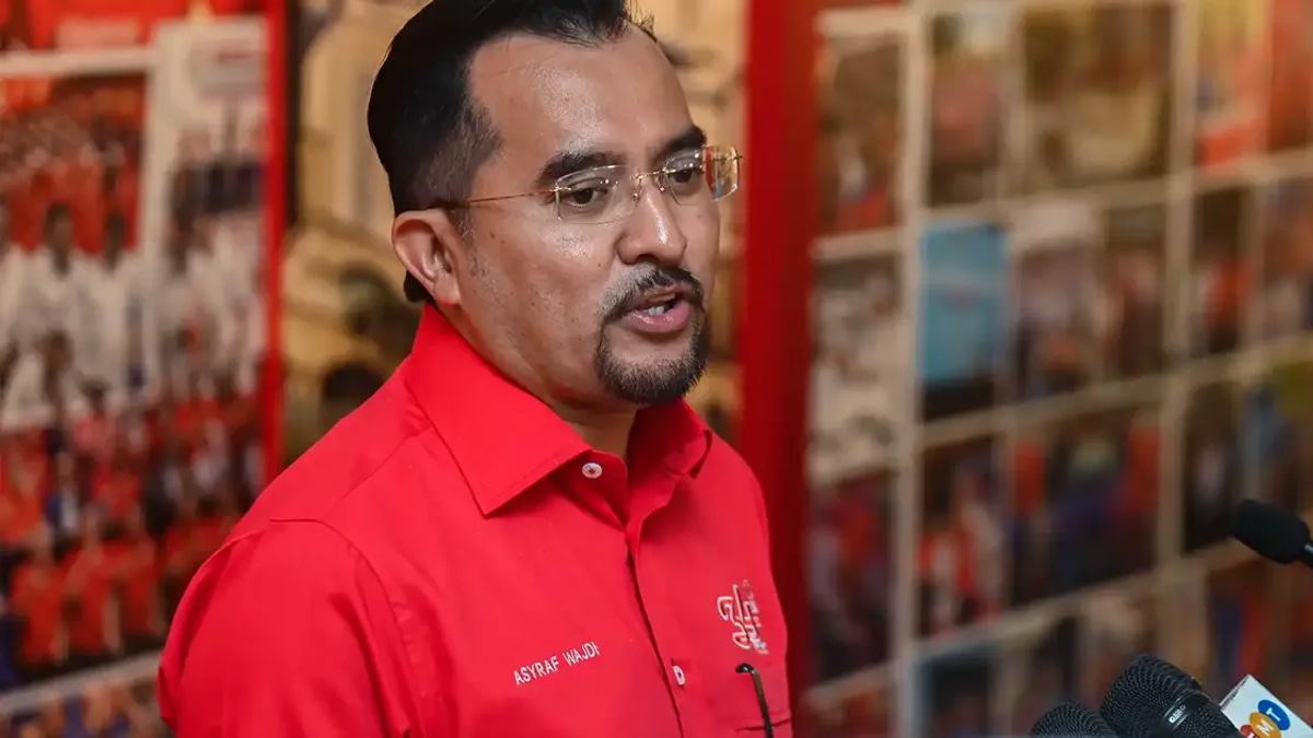 Umno Cautions Coalition Partners Against External Interference in Political Alliances