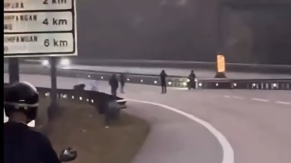 Three Additional Suspects Held in Connection with Illegal Motorcycle Race on Johor Second Link
