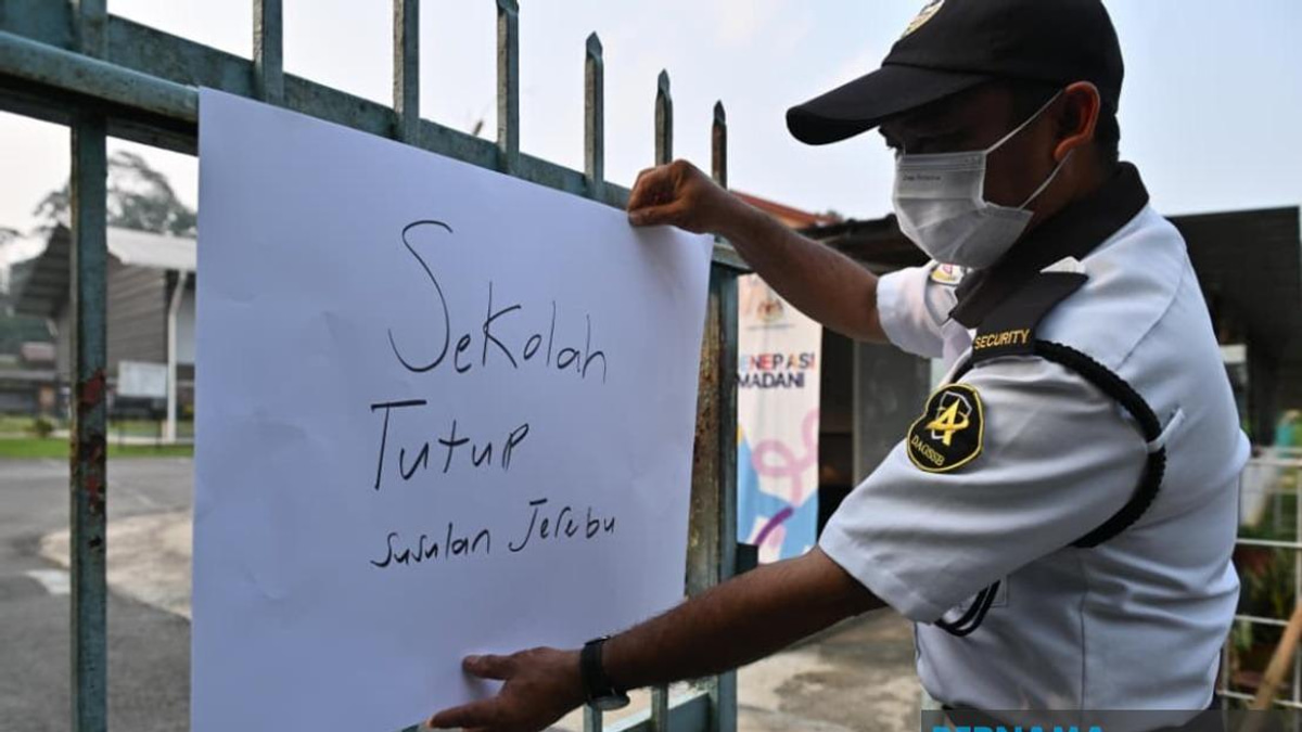 Haze Crisis Shuts 108 Schools in Serian as Air Quality Plummets