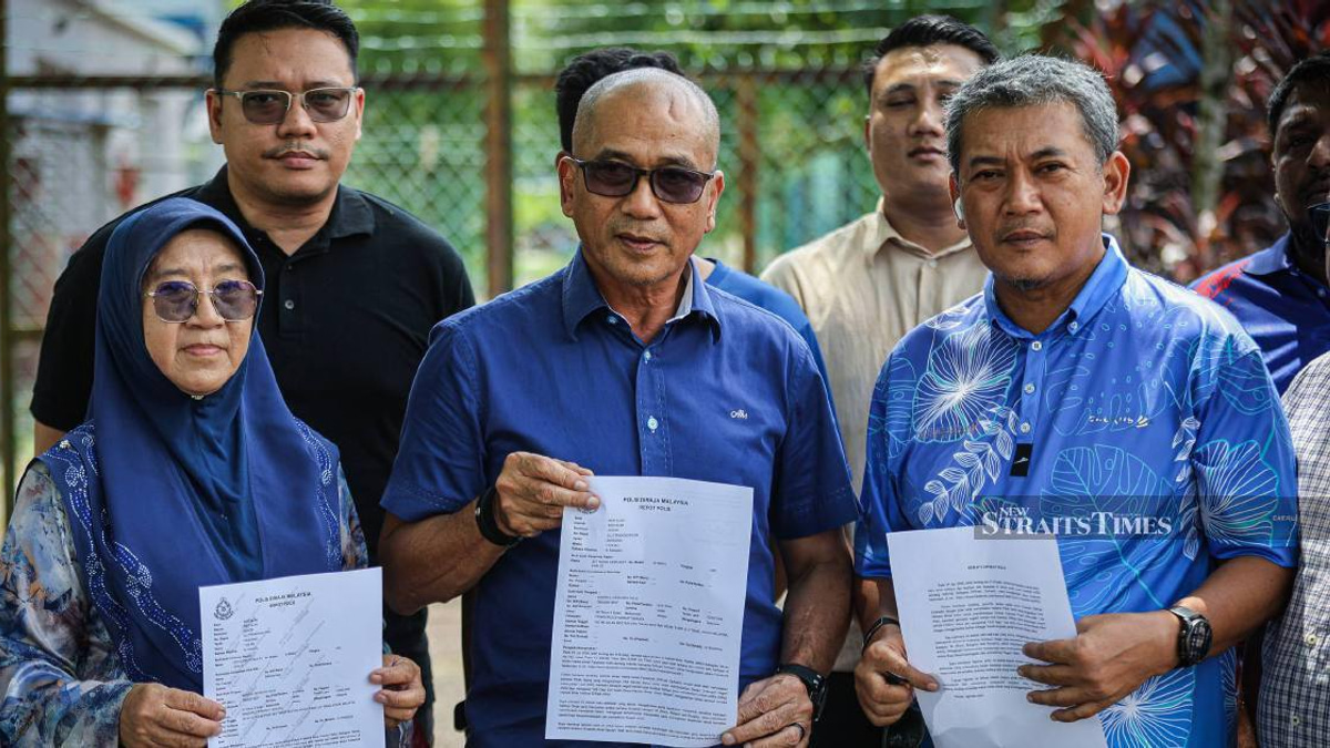Police Reports Filed Against Ex-Umno Leader Over Johor Palace Remarks