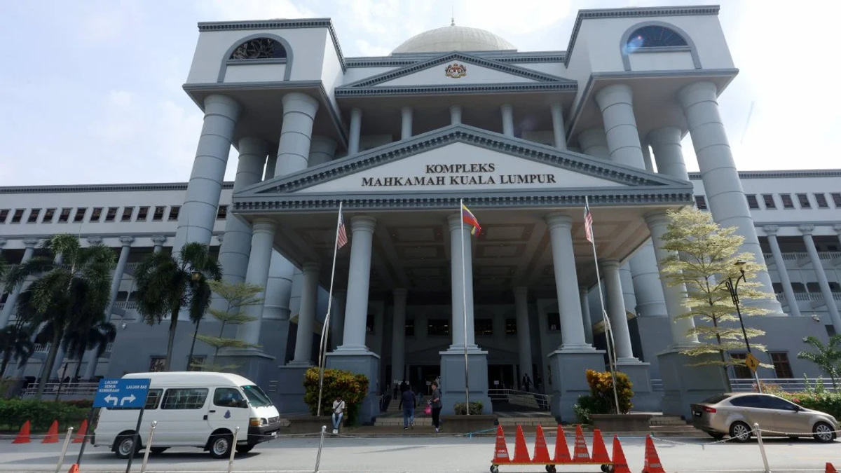 Statutory Body CEO Charged with Seven Corruption Offences Over RM1 Million Sports Facility Bribes