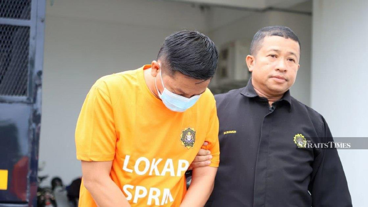 Kelantan Police Chief Detained for Allegedly Accepting RM500 Bribe from Refugee Cardholder