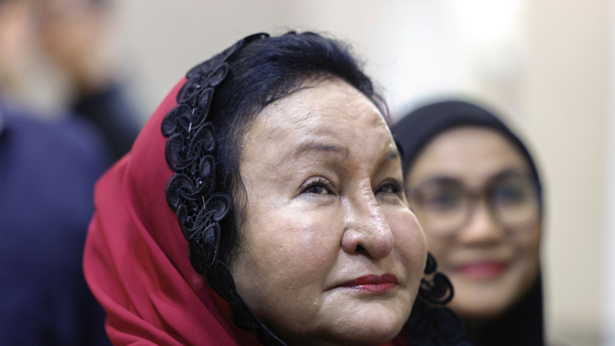 Former PM Najib Razak to Undergo Vascular Procedure, Wife Rosmah Confirms