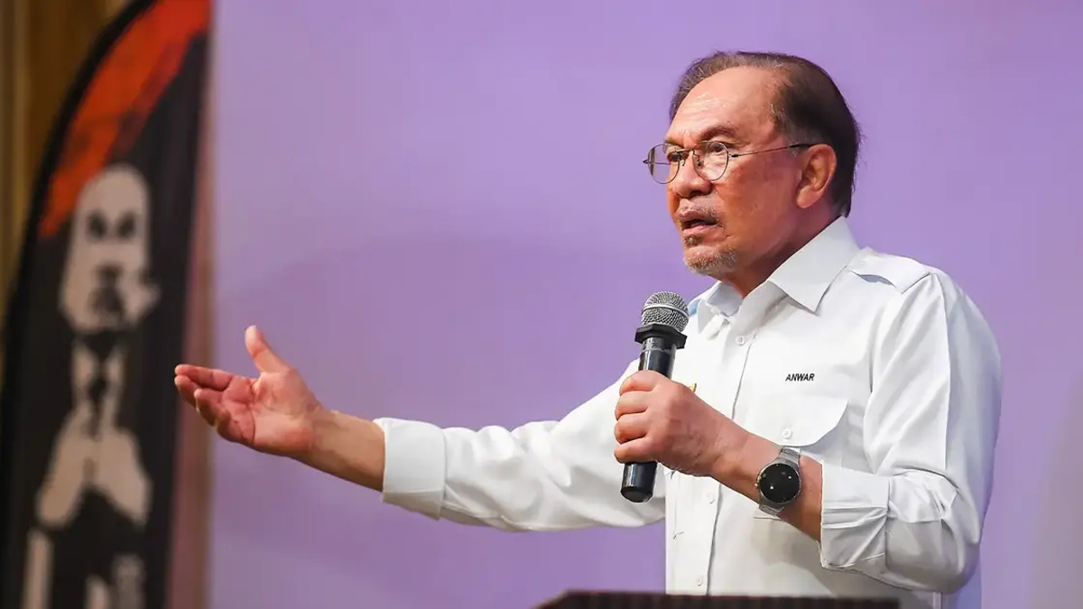Anwar Claims 'Free Najib' Movement Forced PH Into Early Johor Election