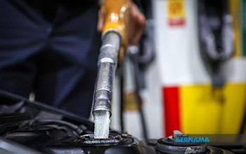 Malaysia's Fuel Subsidies Could Reach RM3.5 Billion Monthly If Oil Holds at US$90