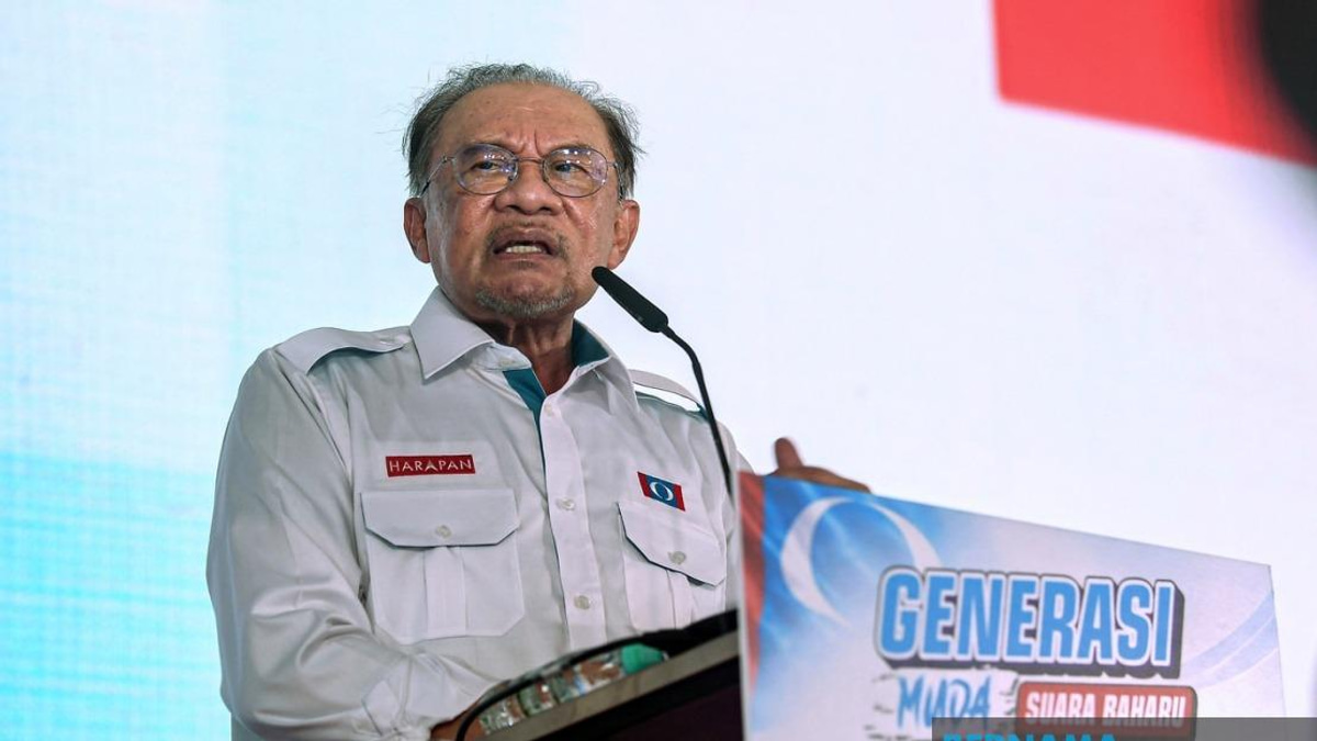 Government Continues Funding Opposition Areas, PM Anwar Insists