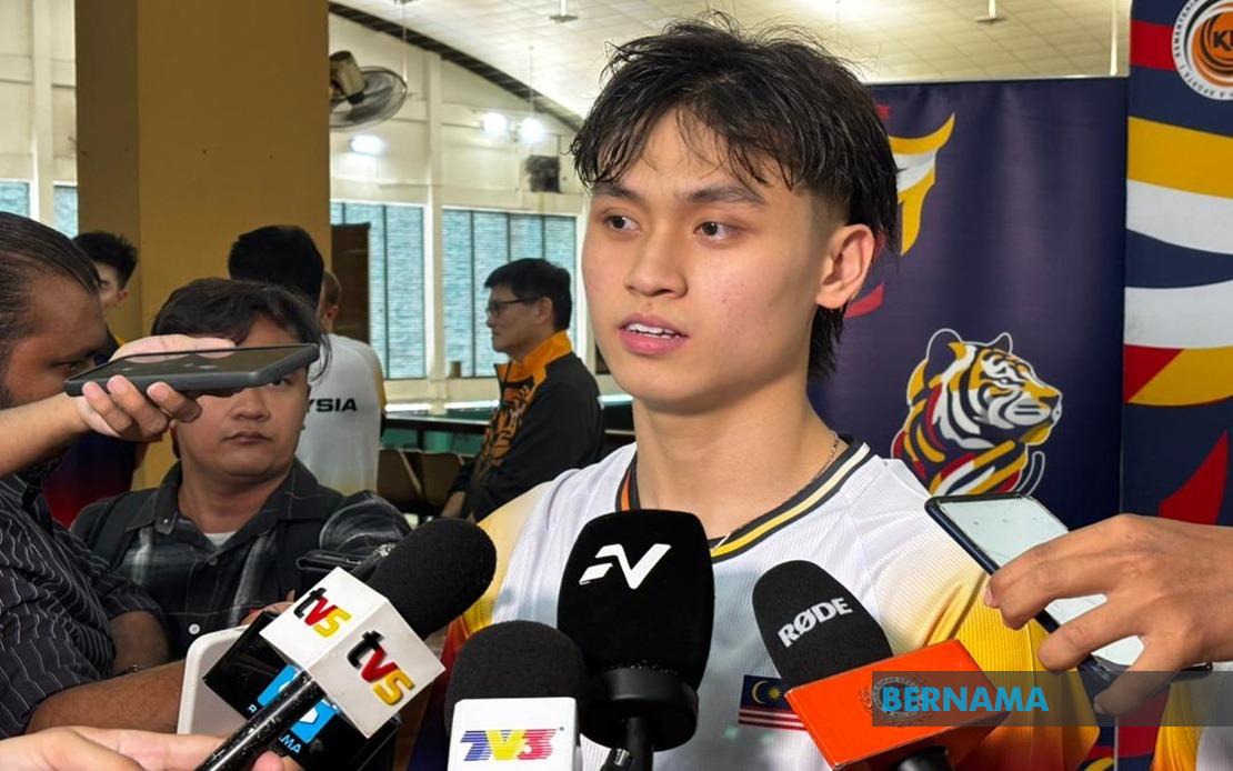 Low Wa Sern Claims First SUKMA Gold in Squash, Credits Joachim Chuah's Mentorship
