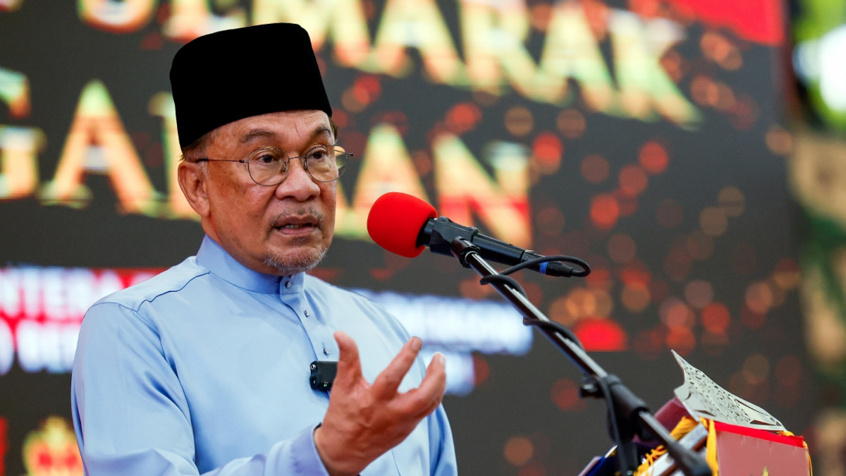 Malaysia to Pursue Negotiations on US 10% Tariff, Says Anwar
