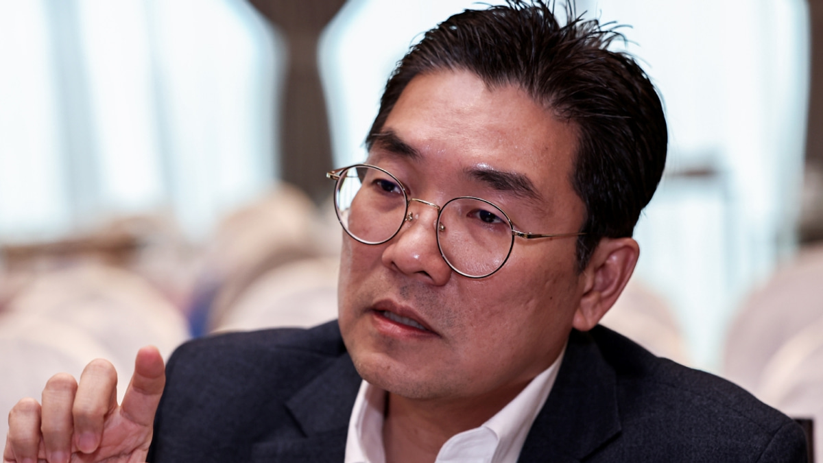 PKR Moves to Quell Leadership Speculation, Insists Unity Under Anwar
