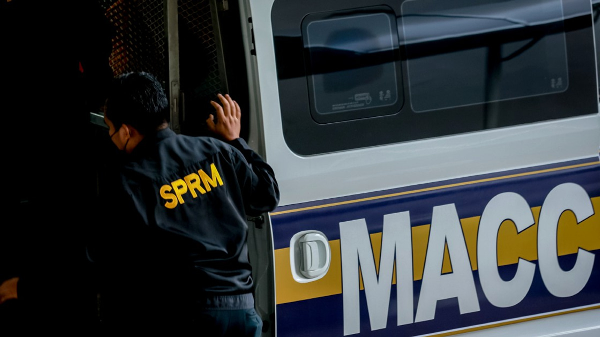 Five Immigration Officers Remanded Over MyIMMs Hacking Investigation