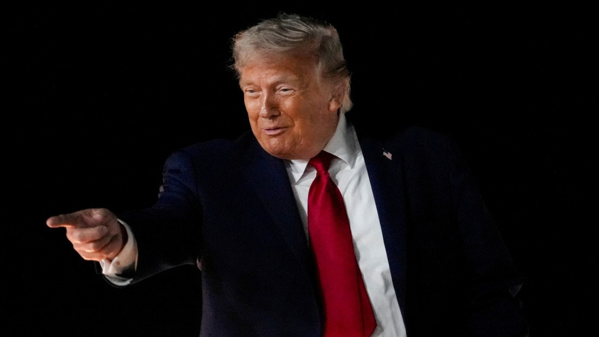Trump Escalates Rhetoric on Canada, Claiming Nation Seeks US Benefits Without Statehood